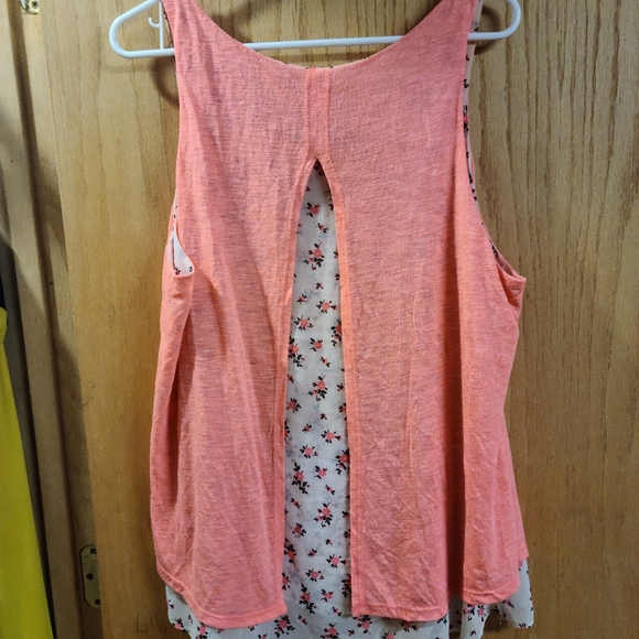 Tank top - Picture 3 of 3